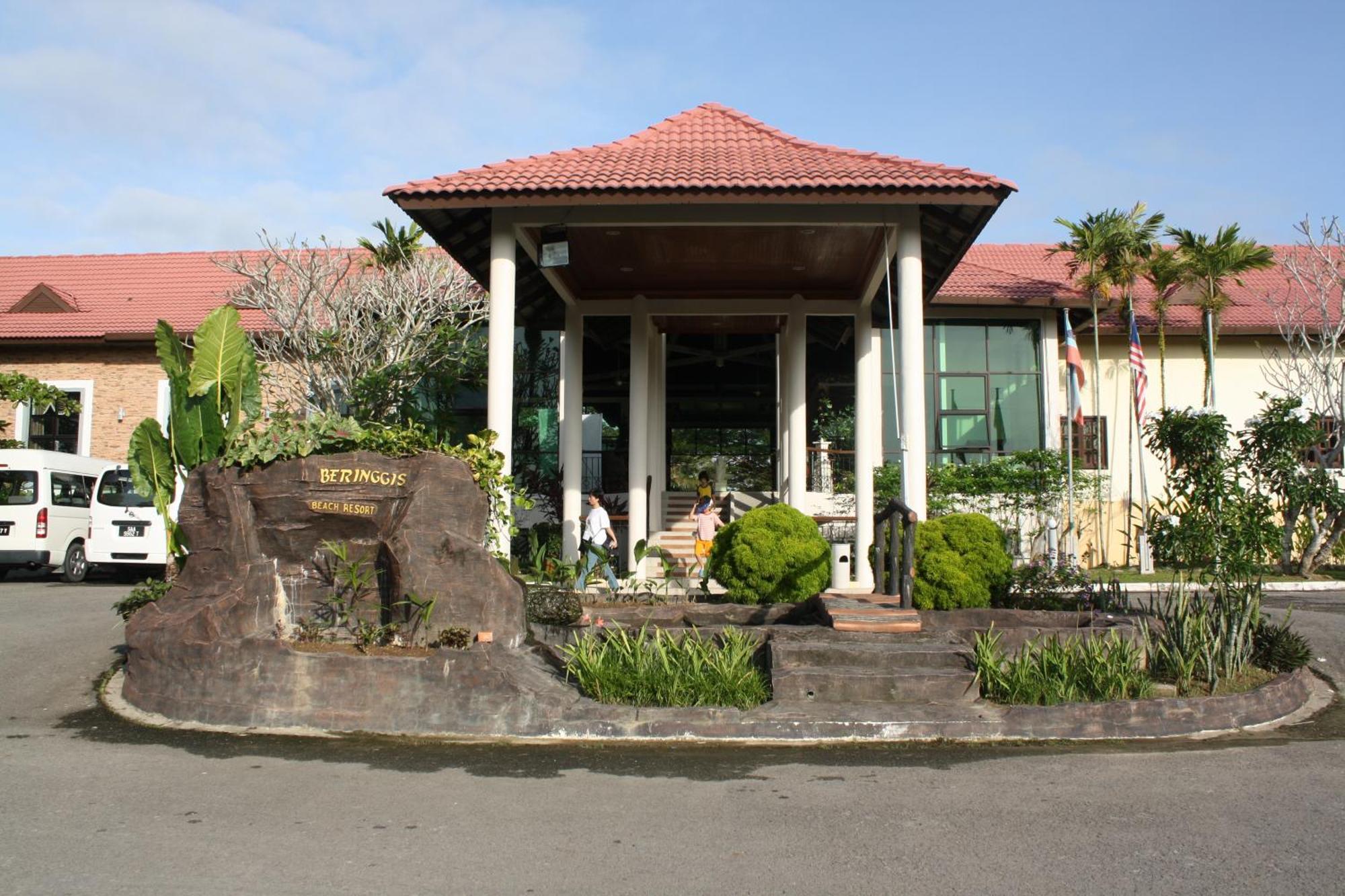 Beringgis Beach Resort&Spa Papar Exterior foto