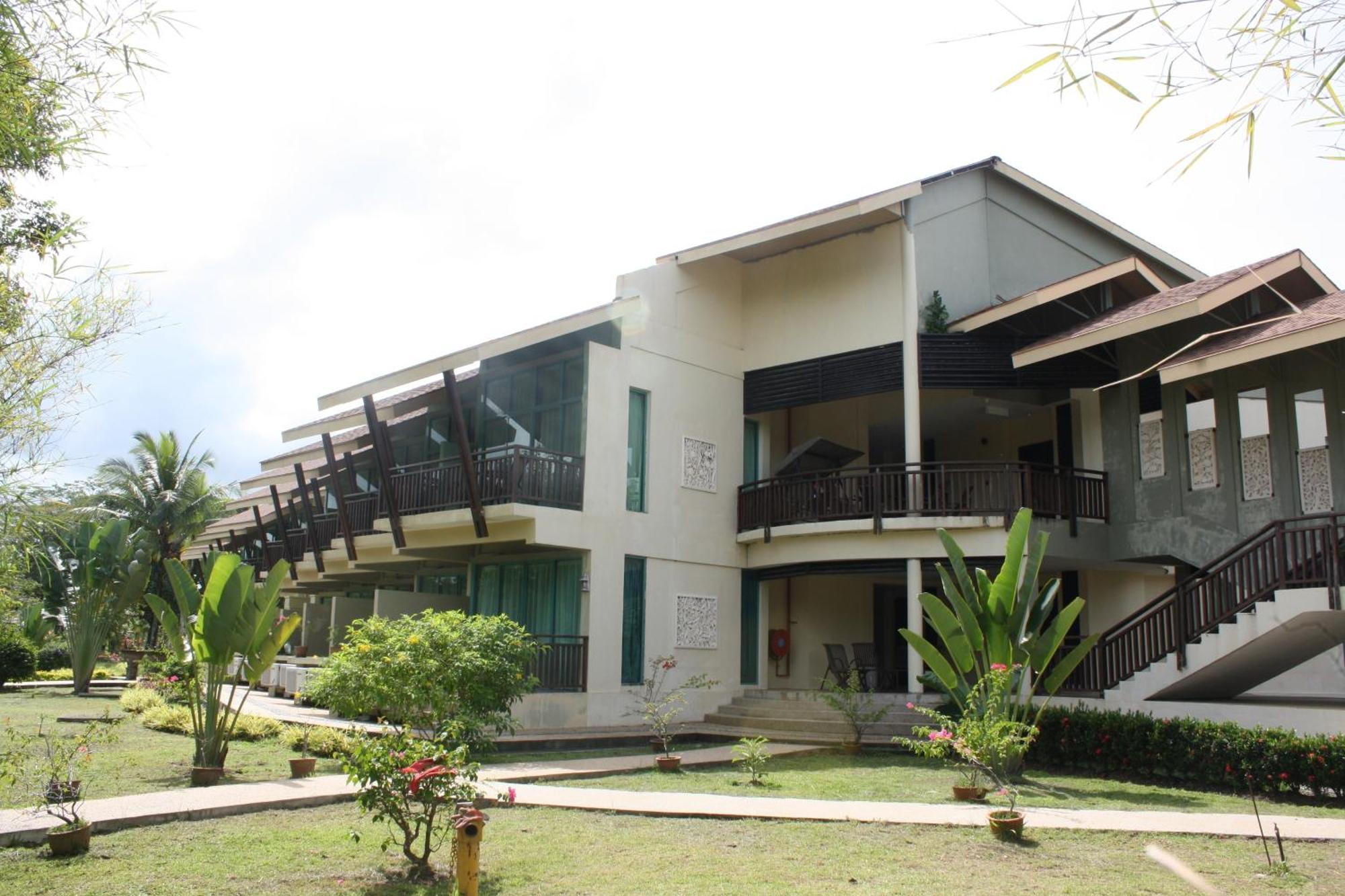 Beringgis Beach Resort&Spa Papar Exterior foto